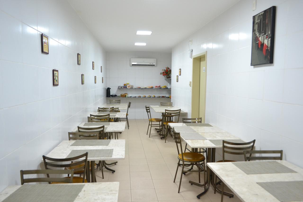 Hotel Itapoã 2*